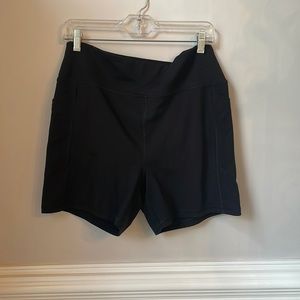 American Eagle Biker Shorts Size XL (with pockets)!